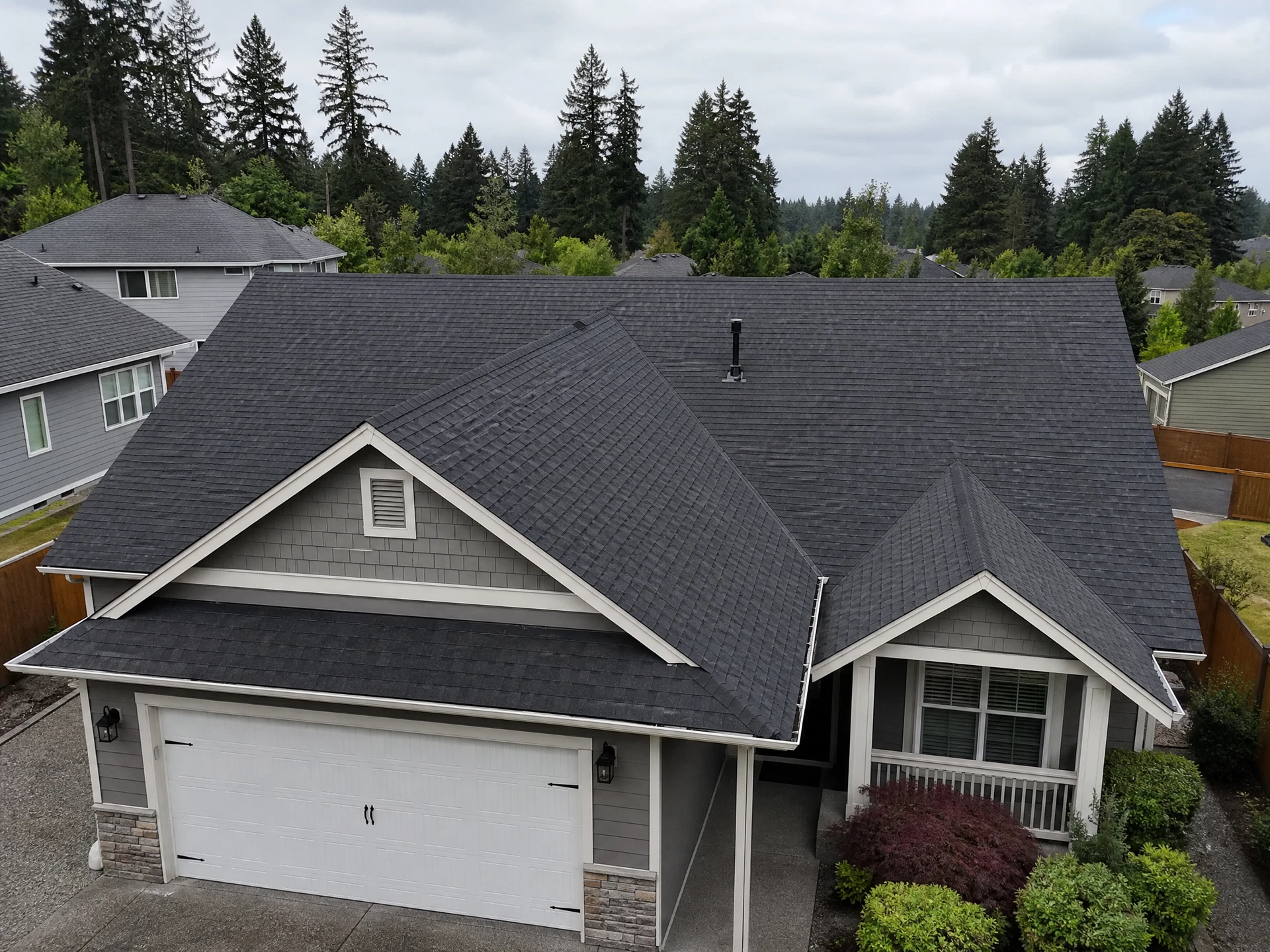 Spotless roof after professional soft-wash