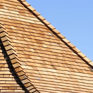 Cedar shake roof